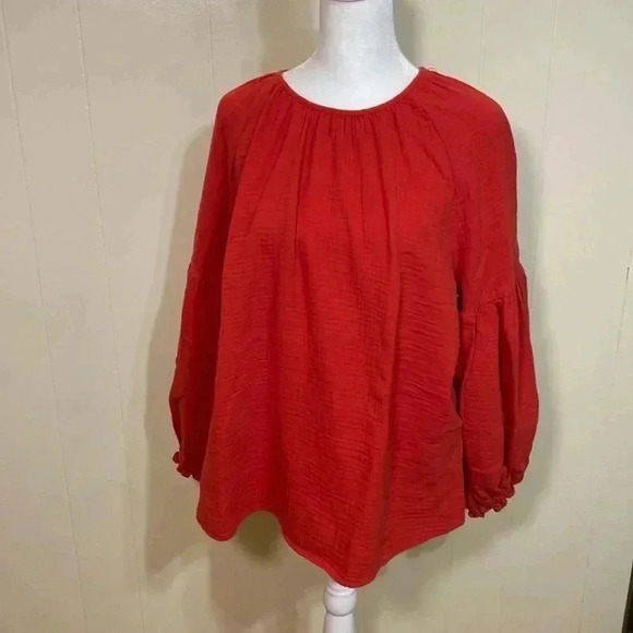 Universal Threads Red Gauzy Bell Sleeve Top Shirt in Size Large. Sloughed Cotton - Picture 1 of 10